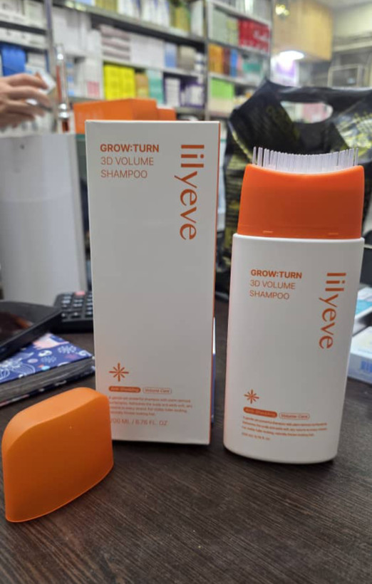 شامپو ضد ریزش و حجمدهنده لیلیوئه GrowTurn 3D Volume Shampoo با برس اختصاصی