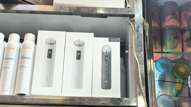 دستگاه جوانساز بوستر پرو مدی کیوب MEDICUBE اصل مدل X2 با ۶ حالت مراقبتی